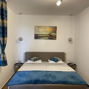 https://tormenta.primorje-gorskikotar.com